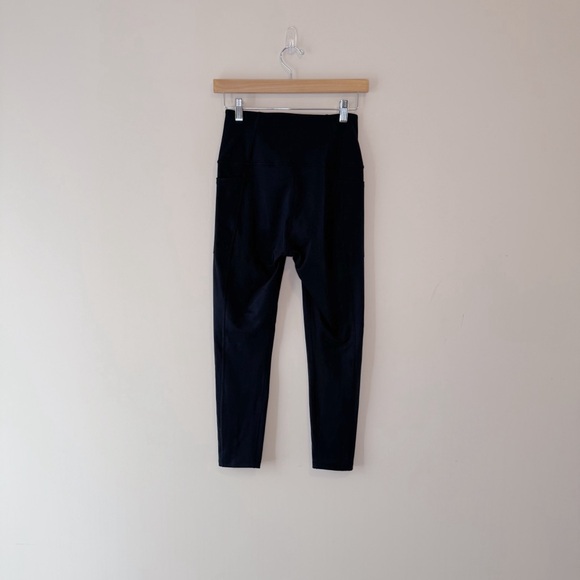 CARBON38 High Rise Legging With Pockets in Cloud Compression 7/8 Size M - Picture 3 of 5